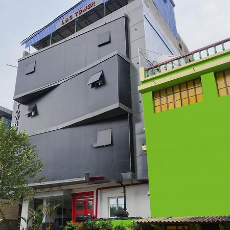 Super Town House Hi5 Aditya International Бхубанешвар Екстер'єр фото