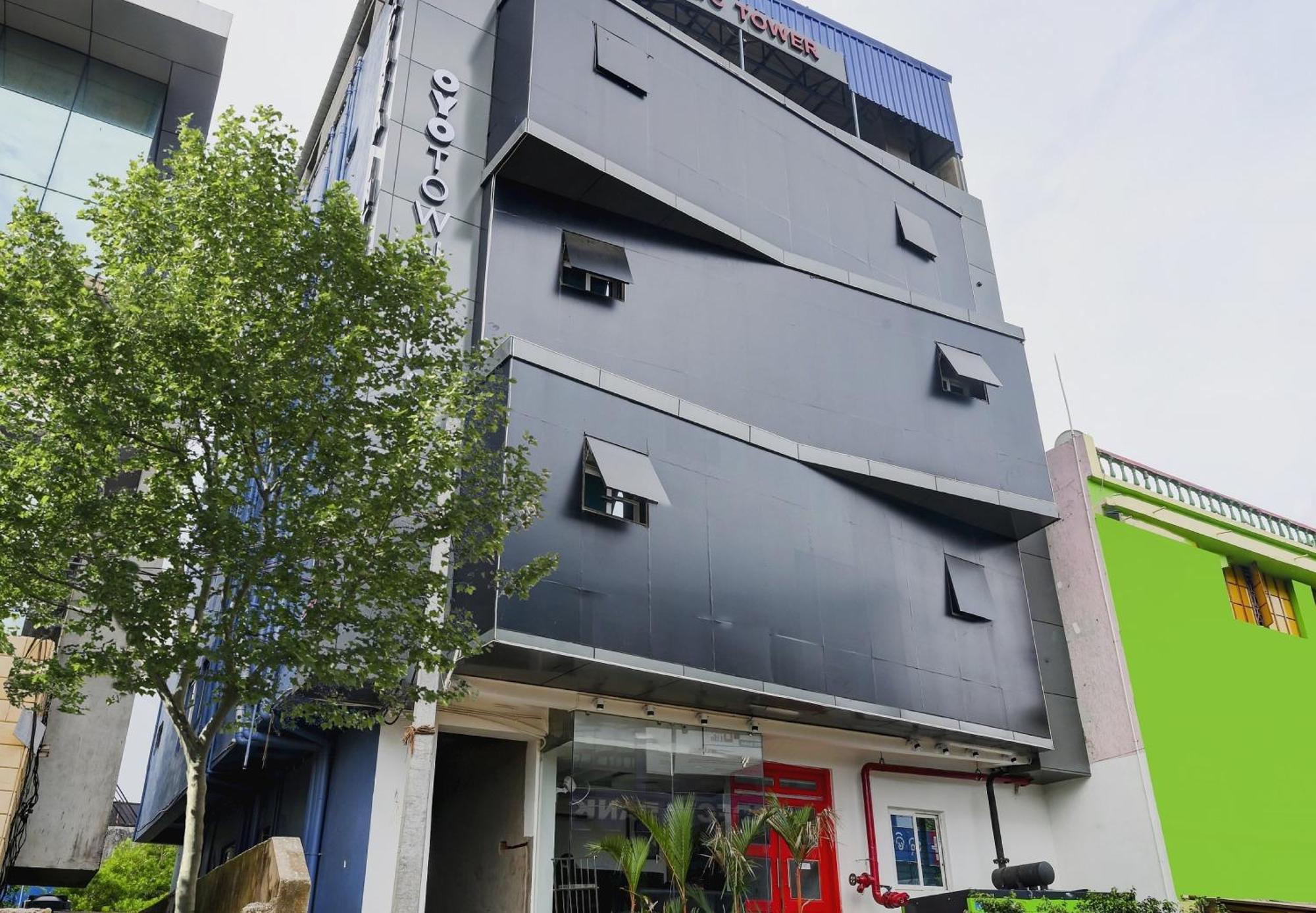 Super Town House Hi5 Aditya International Бхубанешвар Екстер'єр фото