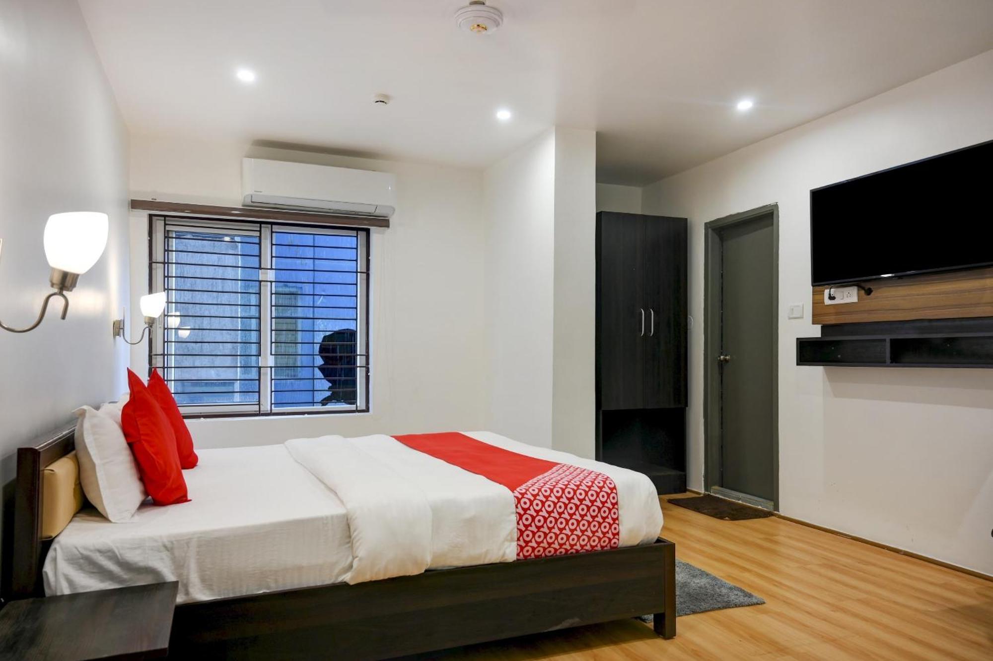 Super Town House Hi5 Aditya International Бхубанешвар Екстер'єр фото